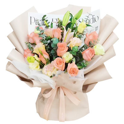 青岛11朵粉玫瑰百合，温暖与甜蜜